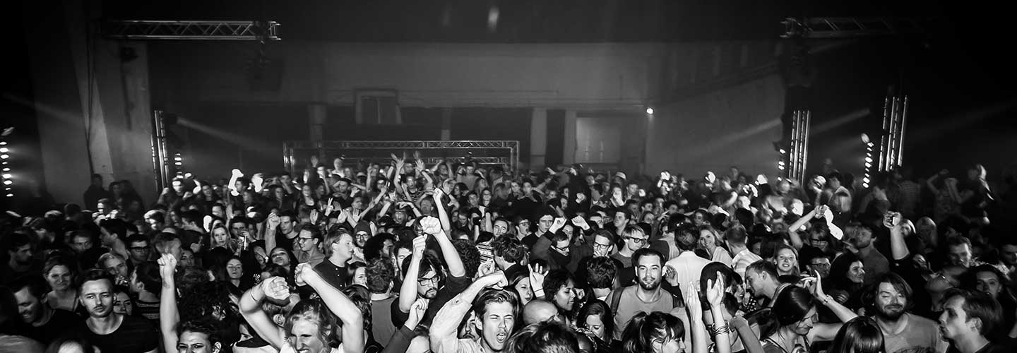 trix crowd